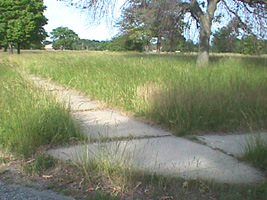 Aberdeen lot where Liz lived on base.jpg (38414 bytes)