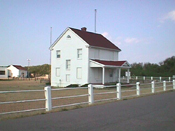 Cape Henry new keepers house.jpg (26879 bytes)